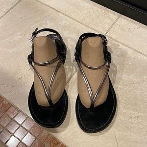 Coach sandals in good condition.  Size 9, adjustable straps in back. Authentic